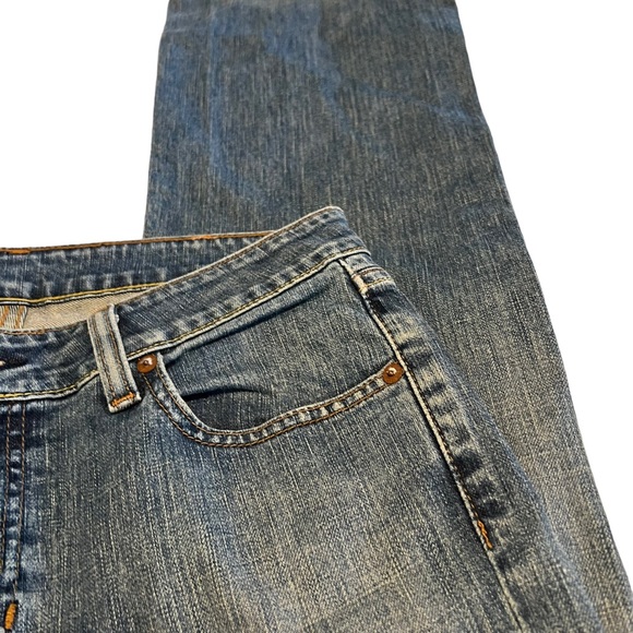 POLO RALPH LAUREN “STRETCH KELLY” JEANS. Slight distressing. Med. wash. Size: 6 - Picture 3 of 8